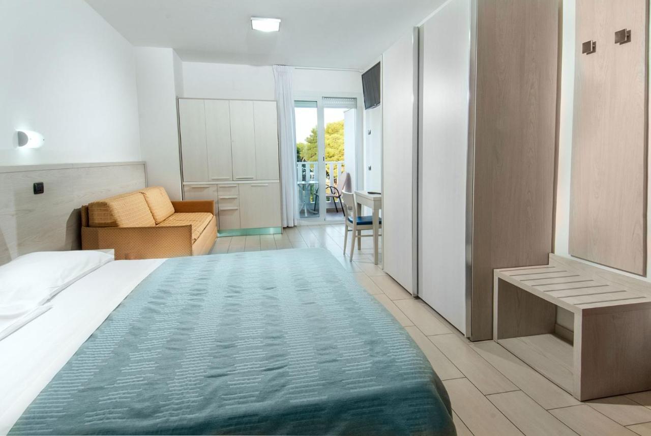 Residence Clipper Giulianova Eksteriør bilde
