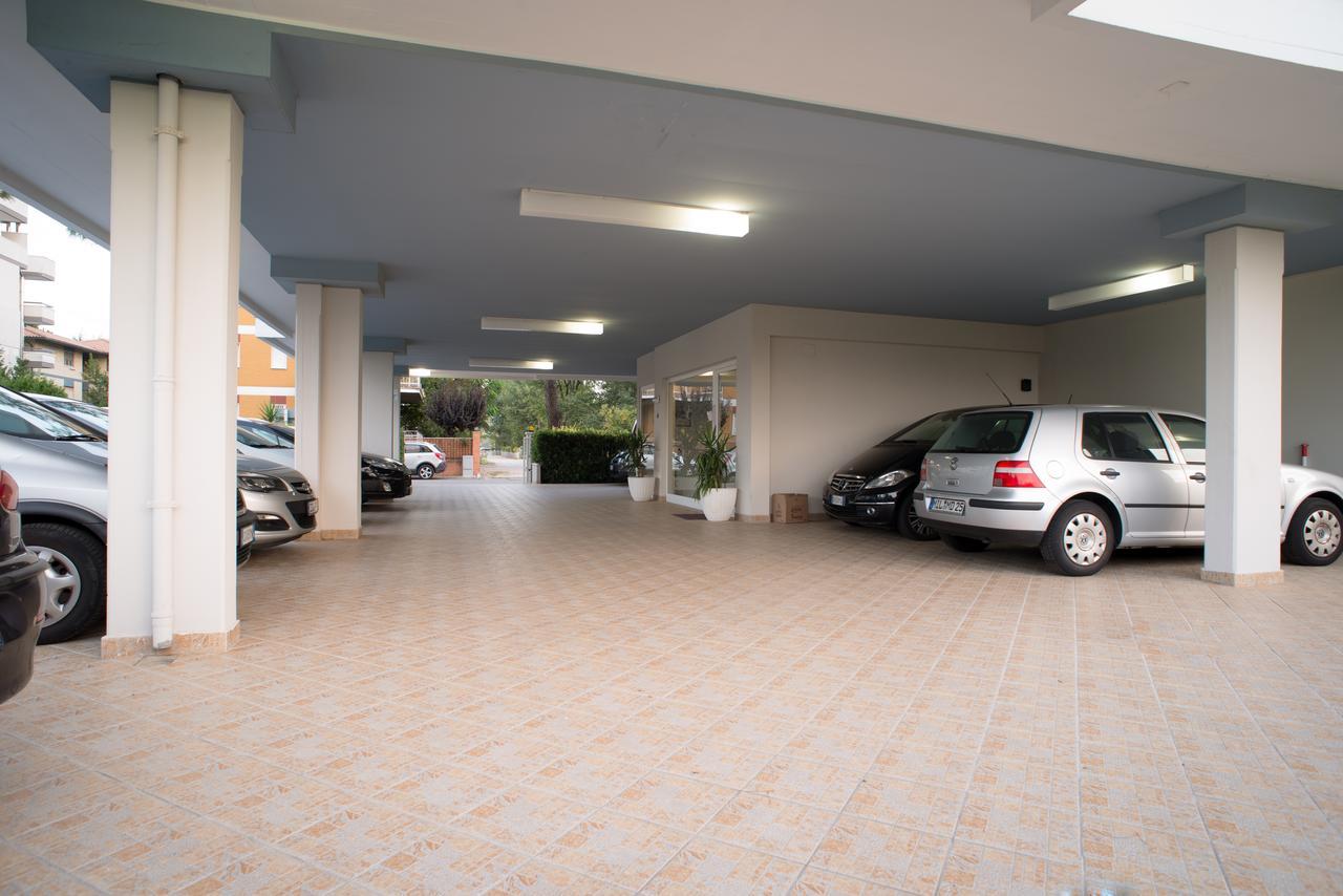 Residence Clipper Giulianova Eksteriør bilde